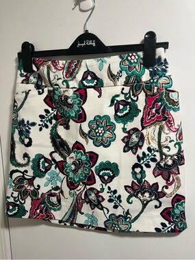 Lisette 18” Floral Skort